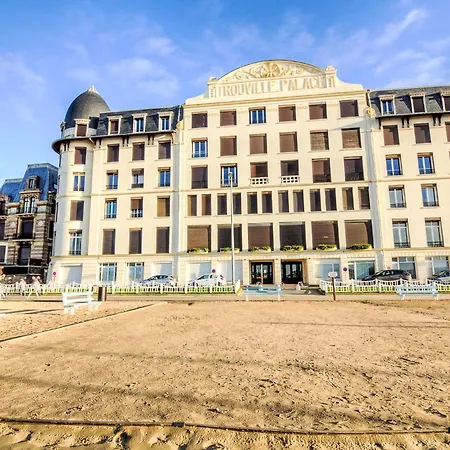Palace-4 By Interhome Apartment *
